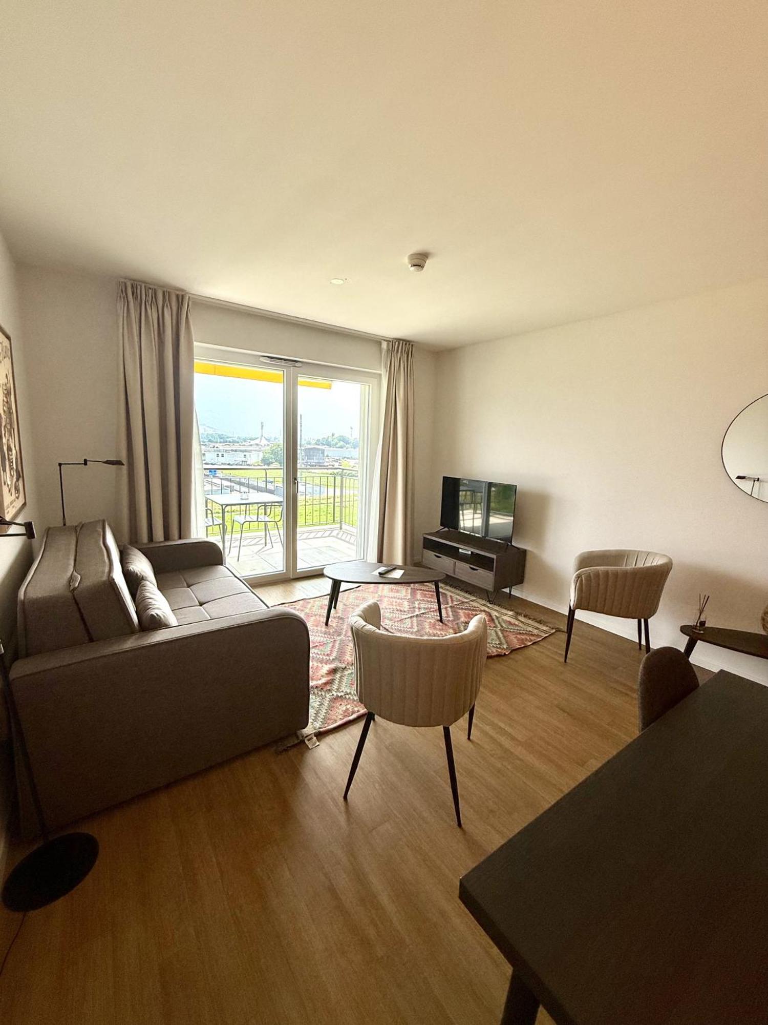 Alp Art Hotel Monthey Collombey-Muraz Exterior foto