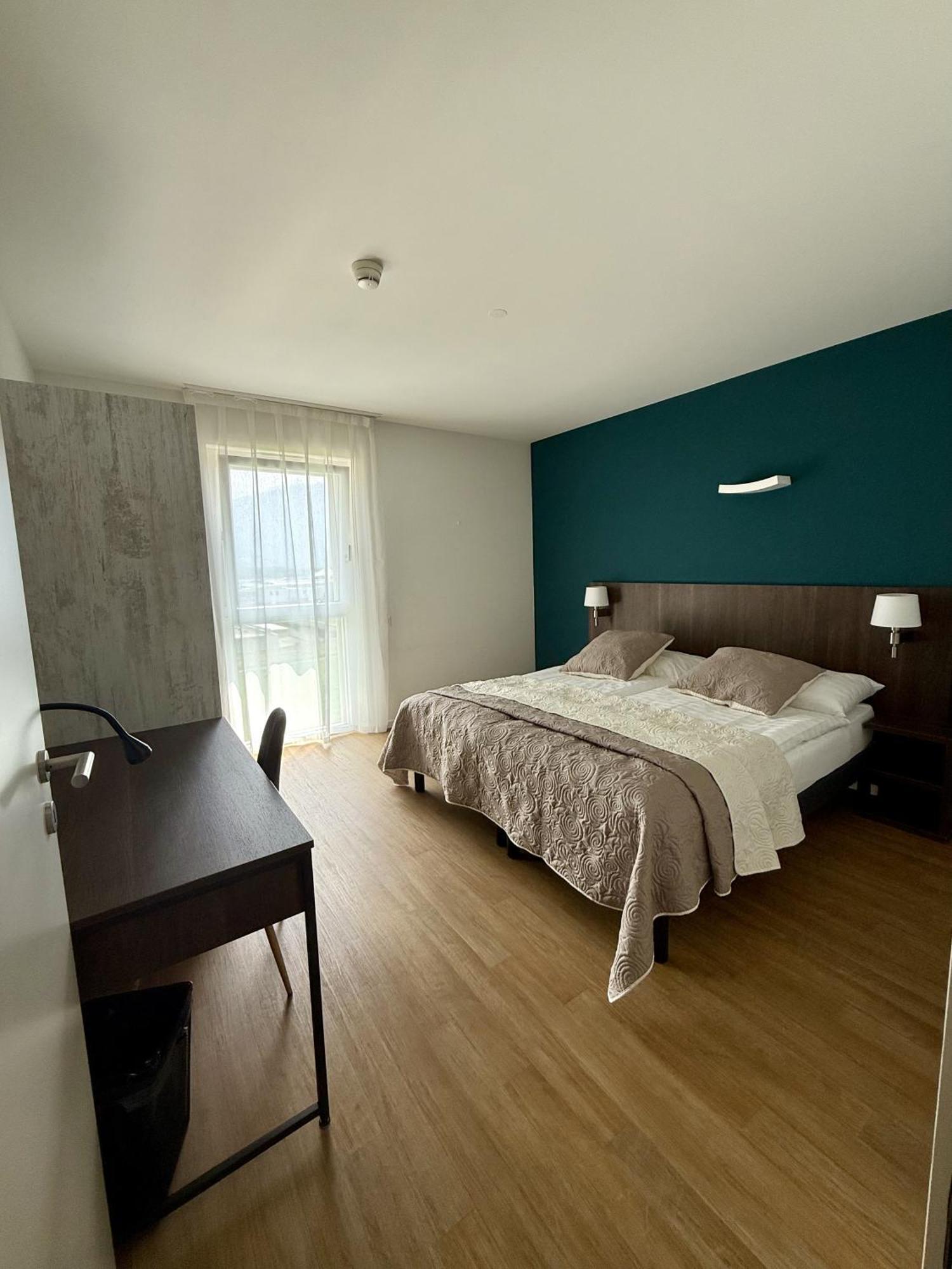 Alp Art Hotel Monthey Collombey-Muraz Exterior foto